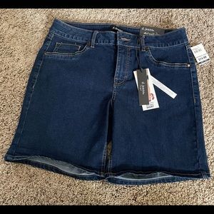 D. jeans Modern Fit Shorts